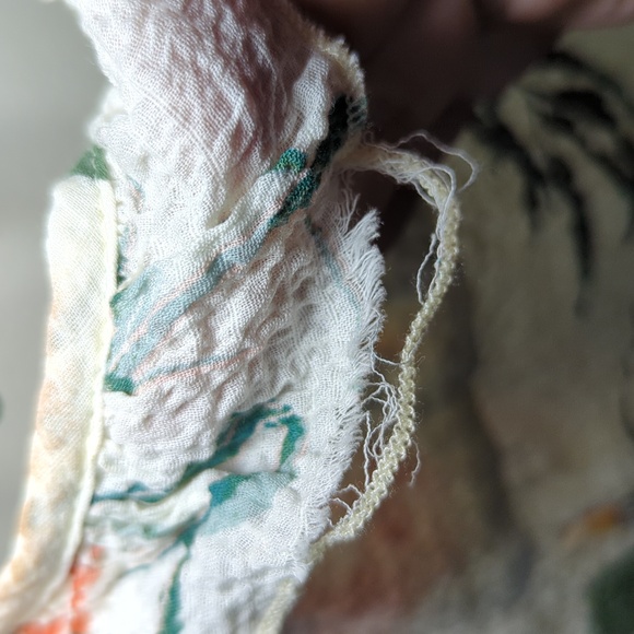 Urban Outfitters Highland Ruffle Tie-Shoulder Babydoll Playsuit Romper Size XS - Picture 8 of 8